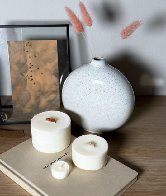 Ricariche per candele artigianali in cera di soia, disponibili in diverse fragranze Ignis Decor